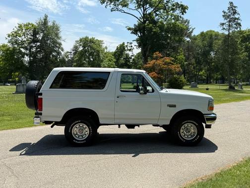 1996 Ford Bronco XLT