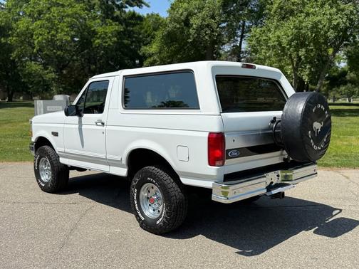 1996 Ford Bronco XLT