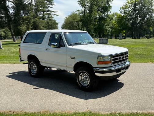 1996 Ford Bronco XLT