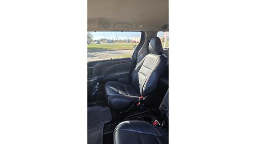 2017 Toyota Sienna SE Premium