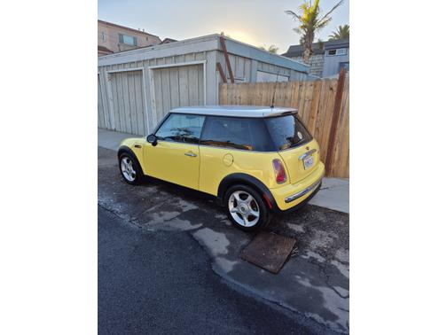 2003 MINI Cooper Base