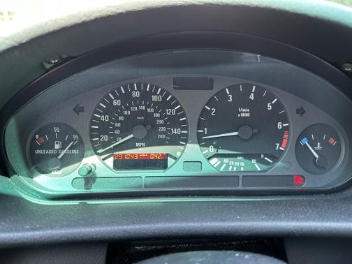 1998 BMW 323 iS
