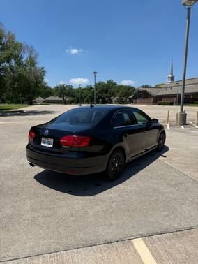 Black 2013 Volkswagen Jetta SE