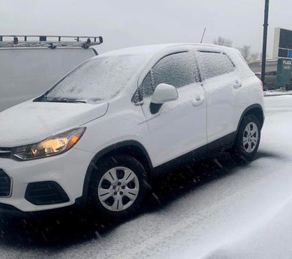 White 2017 Chevrolet Trax LS