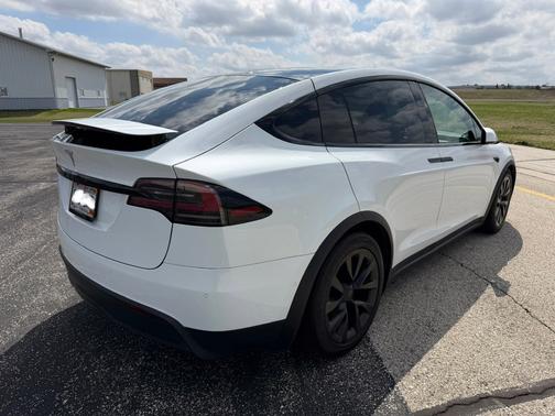 White 2022 Tesla Model X Long Range