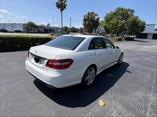 White 2013 Mercedes-Benz E-Class E 350
