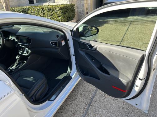 2019 Hyundai IONIQ Hybrid Limited