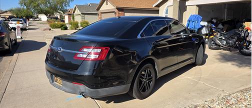 2014 Ford Taurus SE