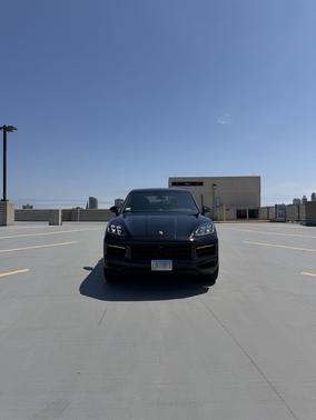 Black 2024 Porsche Cayenne Cayenne S