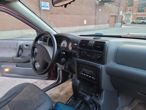 2002 Isuzu Rodeo Sport Hard Top