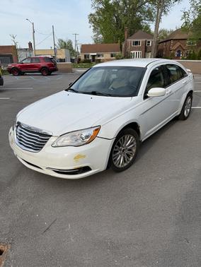 2011 Chrysler 200 Touring