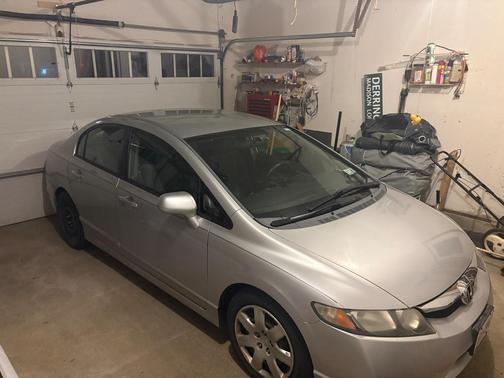 Silver 2009 Honda Civic LX