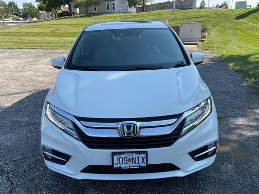 White 2020 Honda Odyssey Elite