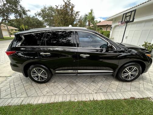 Black 2013 INFINITI JX35 Base