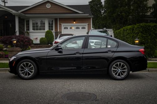 2018 BMW 320 i xDrive