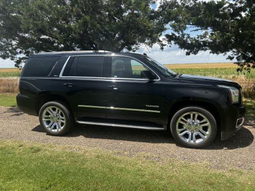2017 GMC Yukon SLT