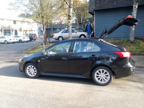 2011 Mitsubishi Lancer Sportback ES