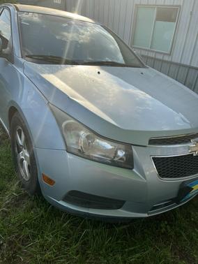 Blue 2011 Chevrolet Cruze LT