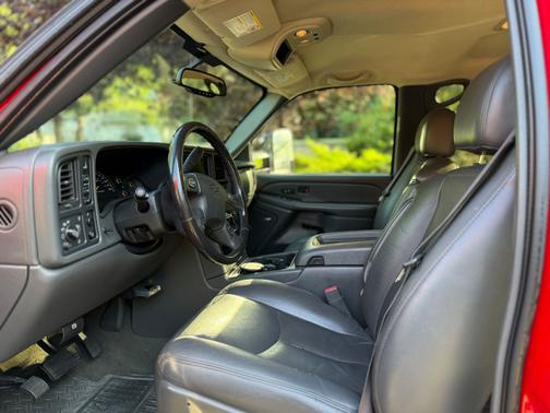 2006 Chevrolet Silverado 3500 LT Crew Cab