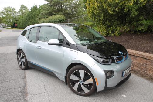 2014 BMW i3 Base w/Range Extender