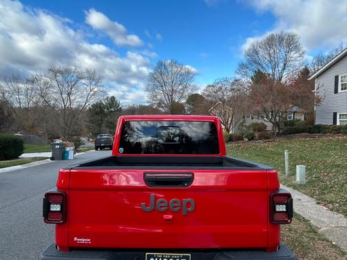 2021 Jeep Gladiator Mojave