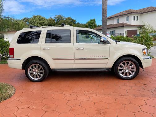 2007 Chrysler Aspen Limited