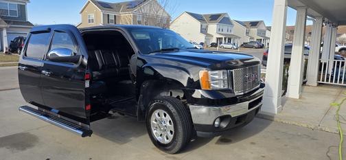 2011 GMC Sierra 2500 SLT