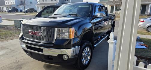 2011 GMC Sierra 2500 SLT
