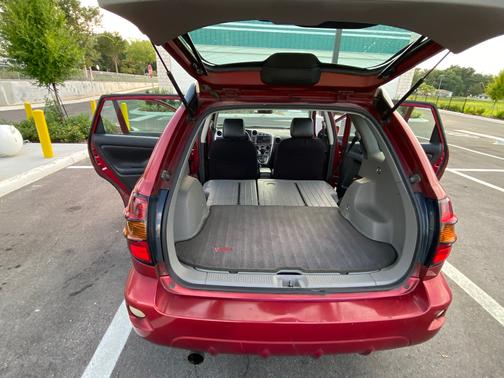 2008 Pontiac Vibe Base