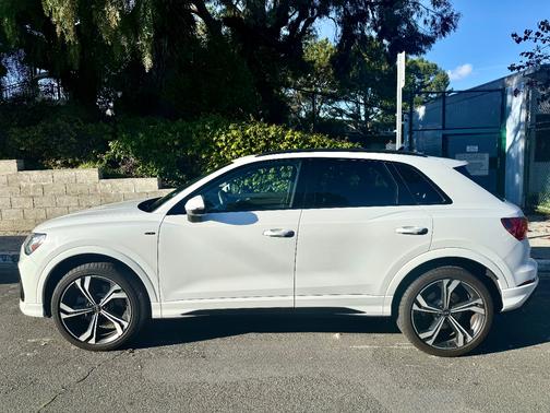 2024 Audi Q3 45 S line Premium Plus