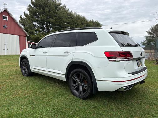 2021 Volkswagen Atlas 3.6L SE w/Technology R-Line