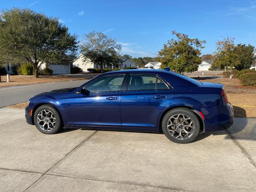 2016 Chrysler 300 S