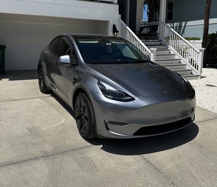 2024 Tesla Model Y Long Range