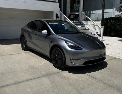 2024 Tesla Model Y Long Range