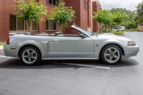 2004 Ford Mustang GT