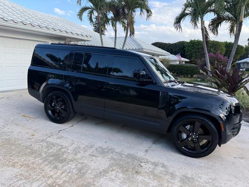 Black 2023 Land Rover Defender SE