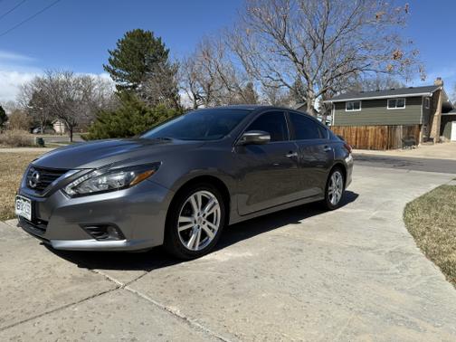 2017 Nissan Altima 3.5 SL