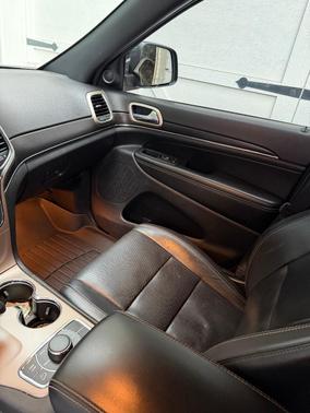 Black 2014 Jeep Grand Cherokee Limited