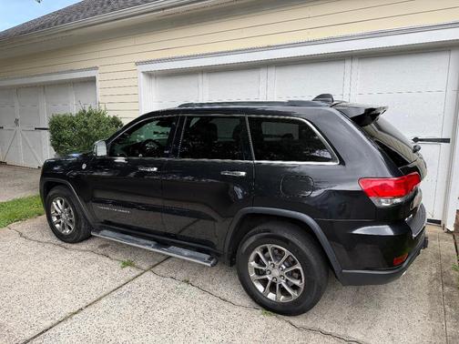 Black 2014 Jeep Grand Cherokee Limited