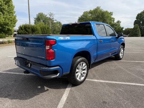 Blue 2022 Chevrolet Silverado 1500 Custom