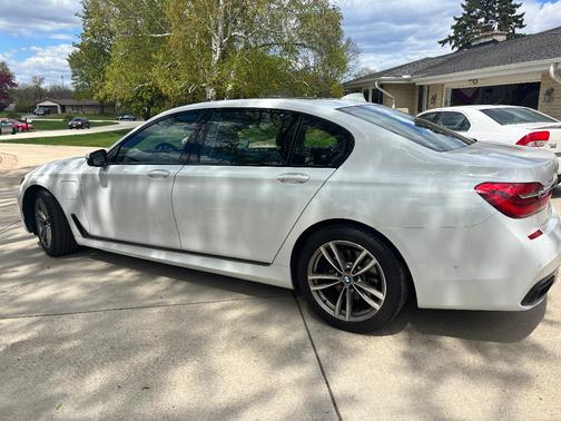 White 2017 BMW 740e xDrive iPerformance