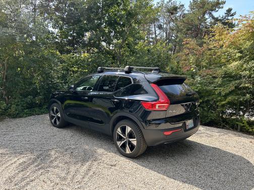 2021 Volvo XC40 Recharge Pure Electric P8 R-Design