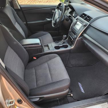 2017 Toyota Camry Hybrid LE