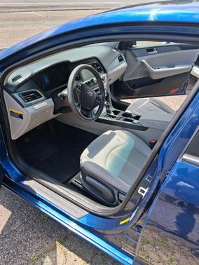 Blue 2016 Hyundai SONATA SE