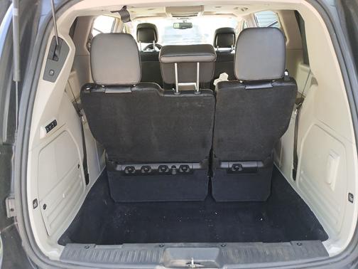 Black 2014 Chrysler Town & Country Limited
