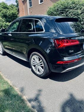 Black 2018 Audi Q5 2.0T Prestige
