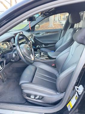 Black 2019 BMW 530e iPerformance