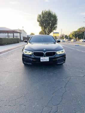 Black 2019 BMW 530e iPerformance