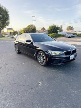 Black 2019 BMW 530e iPerformance