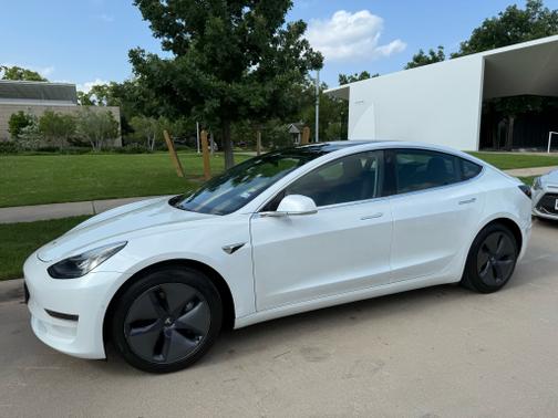2020 Tesla Model 3 Standard Range Plus